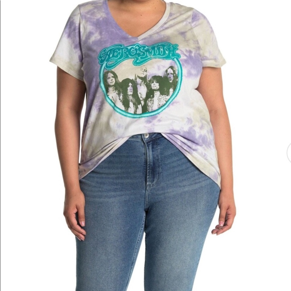 Aerosmith Tie dye V-neck Tee plus size